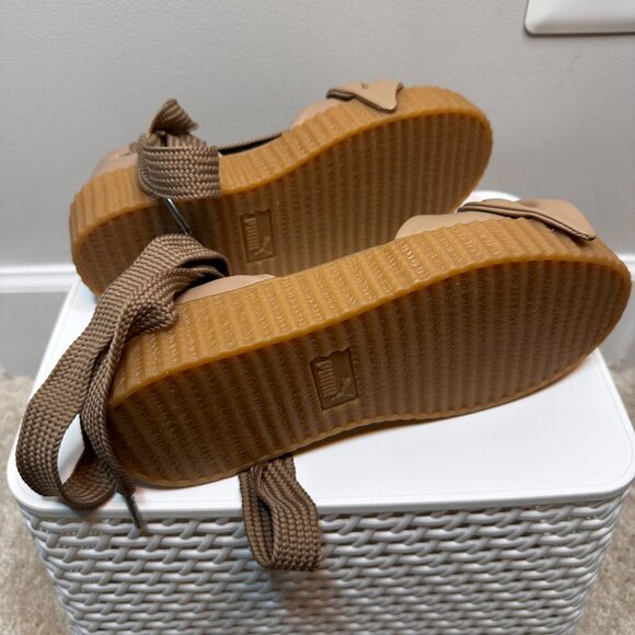 Puma X Fenty by Rihanna Women's 5.5 Creeper Bow Leather Platform Sandals - Picture 5 of 8